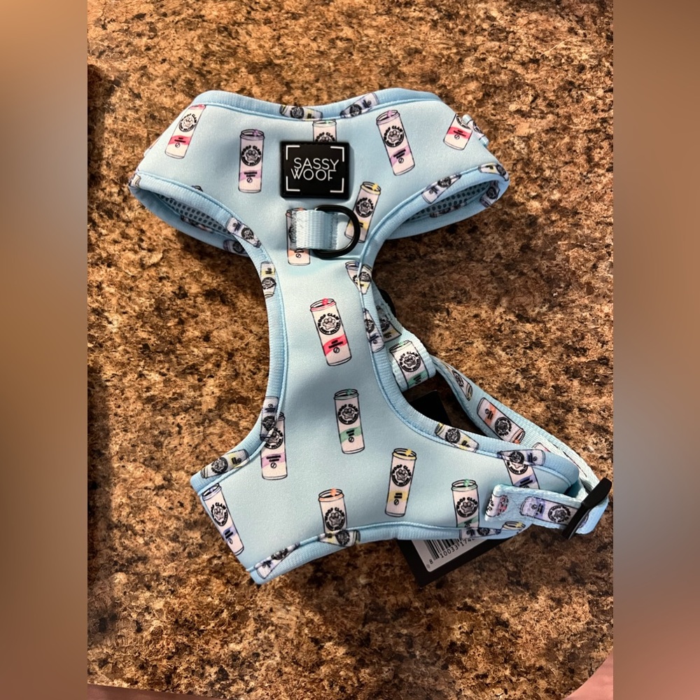 Sassy woof white claw